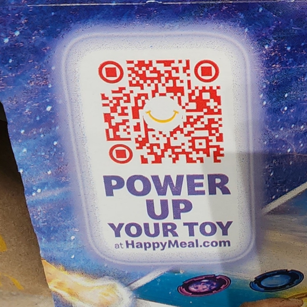 2023 McDonald's Toy #1 Marvels Captain Marvel - Picture 4 of 4
